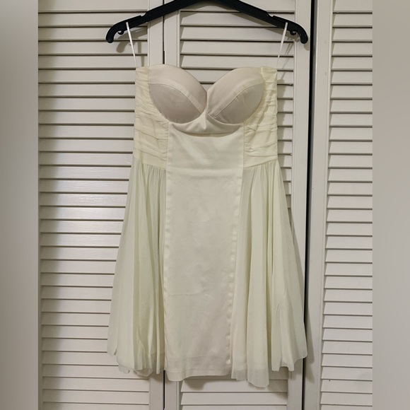 ASOS white mini dress - Picture 1 of 4